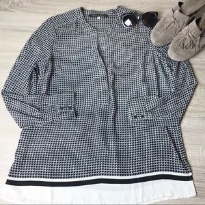 Rose and Olive houndstooth popover blouse